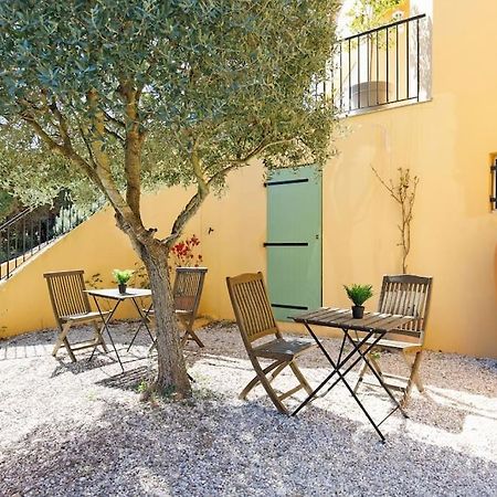 Studio au calme, avec terrasse et parking à Eze village Exterior foto