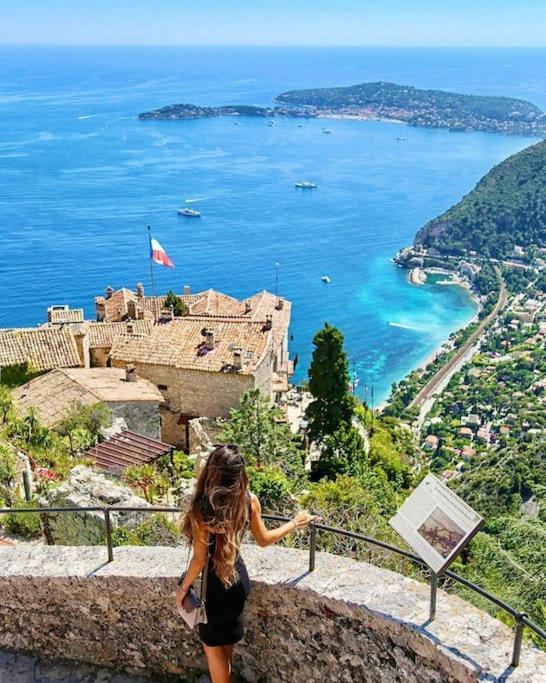 Studio au calme, avec terrasse et parking à Eze village Exterior foto
